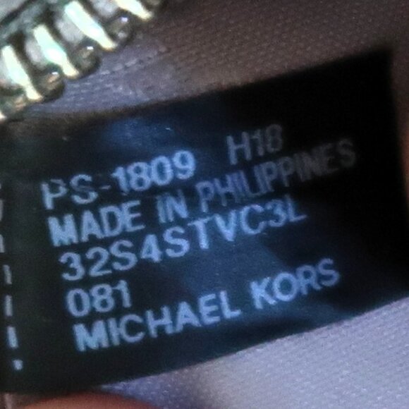 MICHAEL Michael Kors Small Gray Silver Hardware Hand Bag Shoulder Strap - Picture 6 of 13